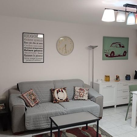 Albergaira Holiday House - Casa Vacanze 팔레르모 외부 사진