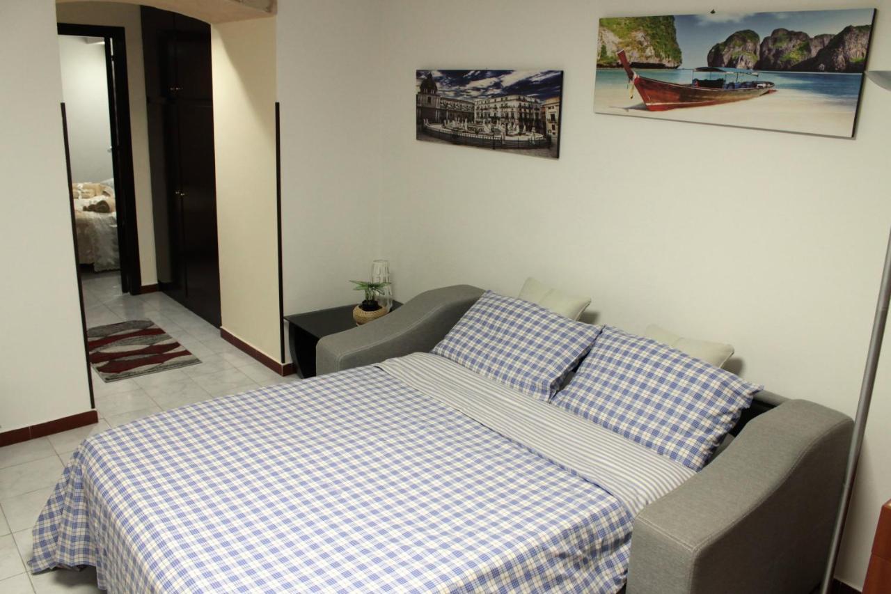 Albergaira Holiday House - Casa Vacanze 팔레르모 외부 사진